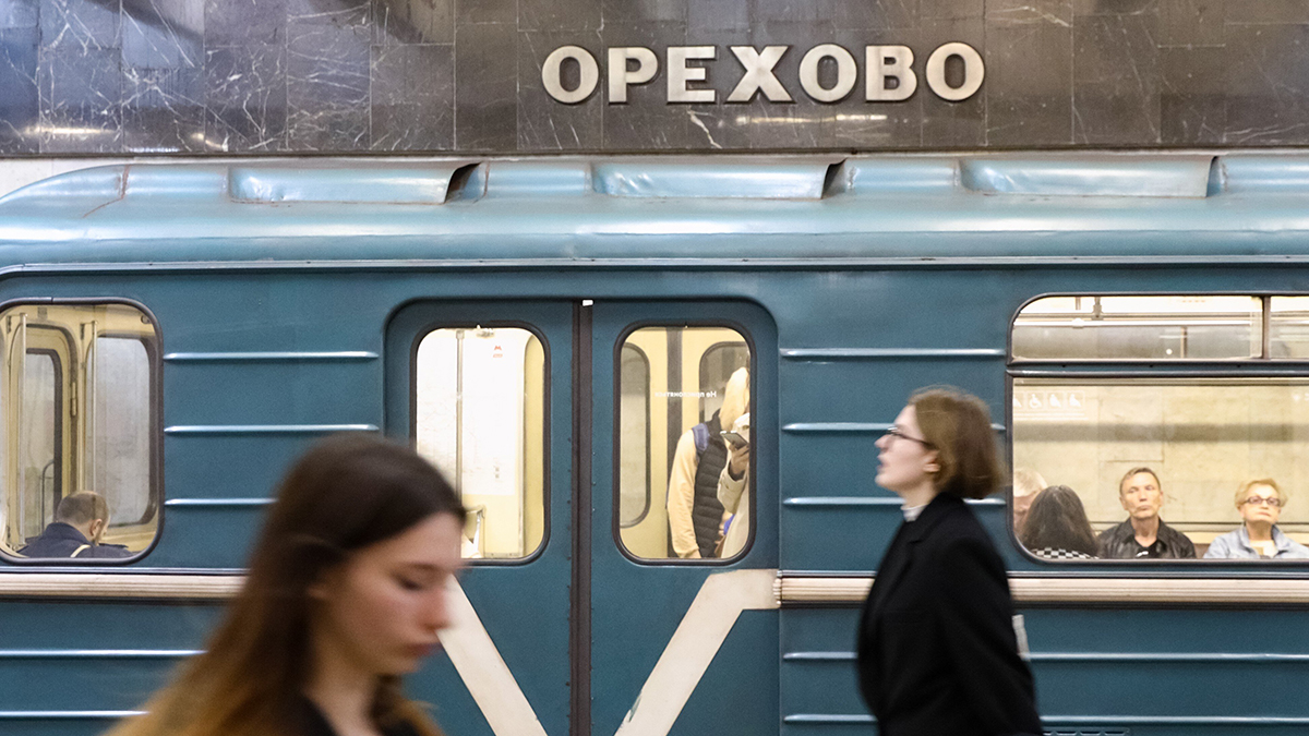 Молодой человек избил пенсионера в вестибюле станции «Орехово»