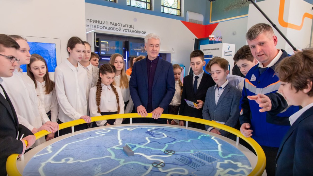 Собянин поздравил музейных работников с профессиональным праздником