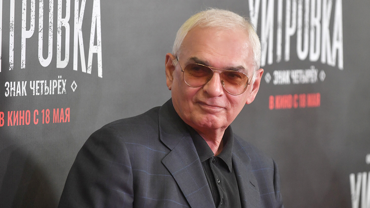 «Не считаю искусством»: Шахназаров сравнил современное кино с наскальной живописью