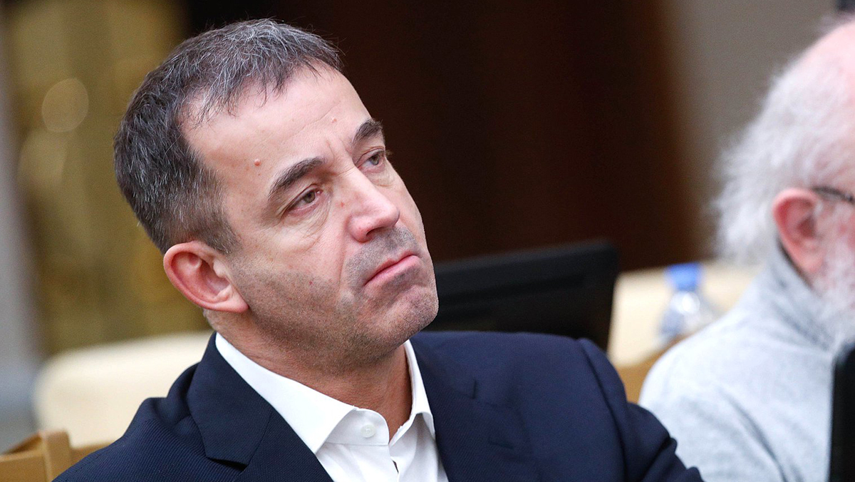 Генпрокуратура Украины предъявила заочные обвинения Дмитрию Певцову