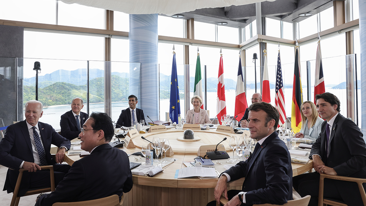 FP: G7 выделит Украине 50 миллиардов долларов за счет российских активов