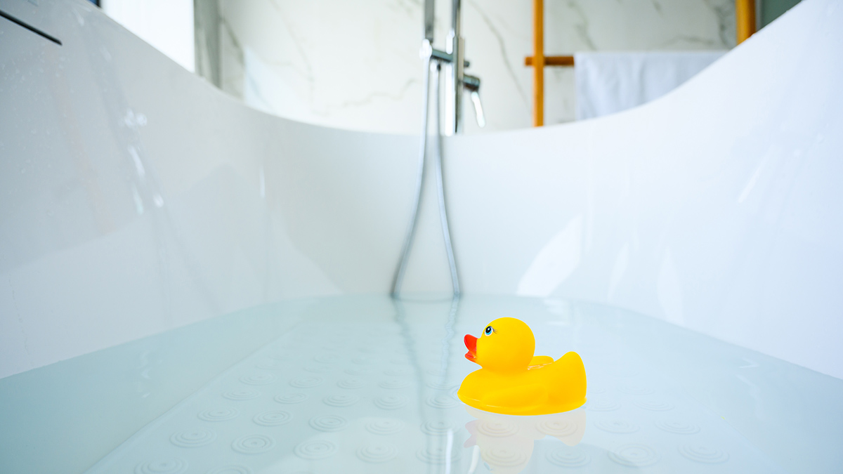 Задушила поясом от халата и утопила: суд рассмотрит дело жительницы Подмосковья