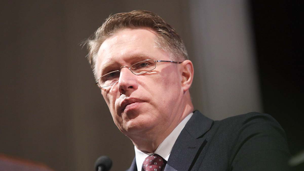 Мурашко: ВОЗ поддерживает позицию России по вопросу смены пола