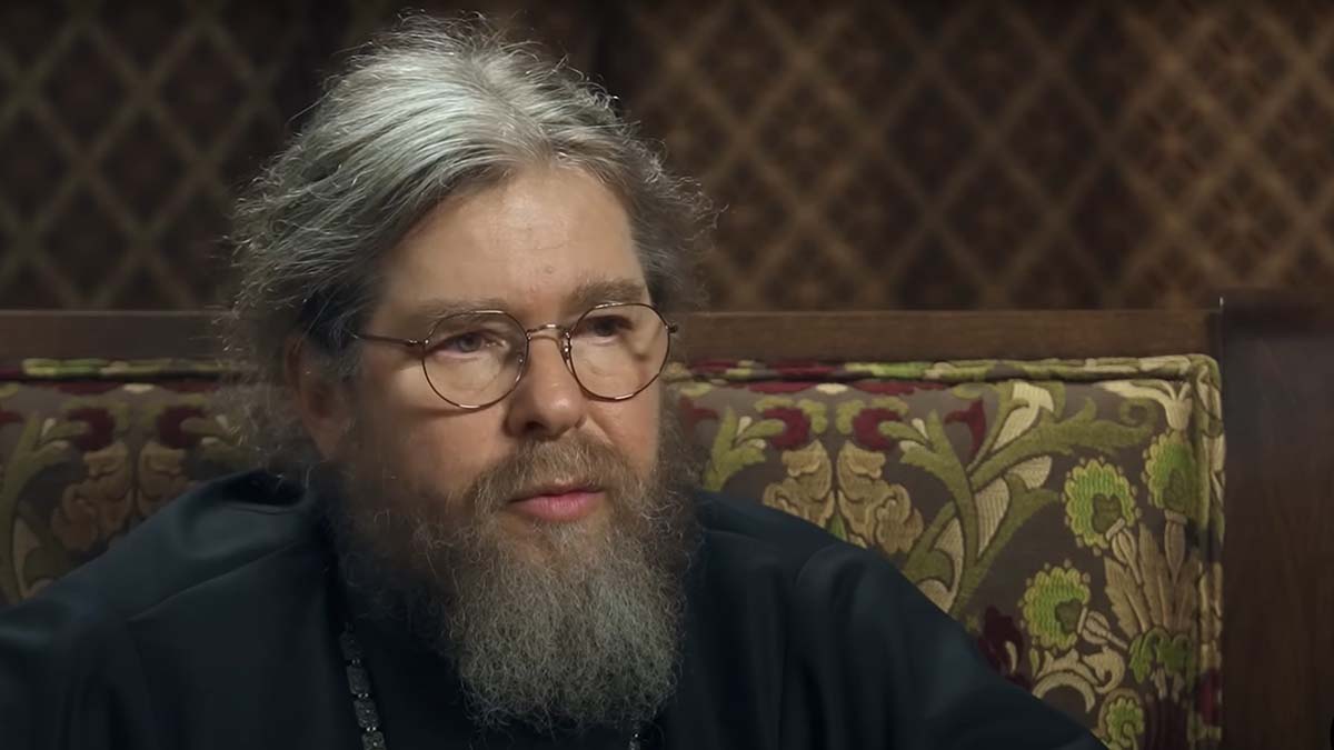 «Угроза смерти близких»: убийство Тихона готовили его помощник и клирик