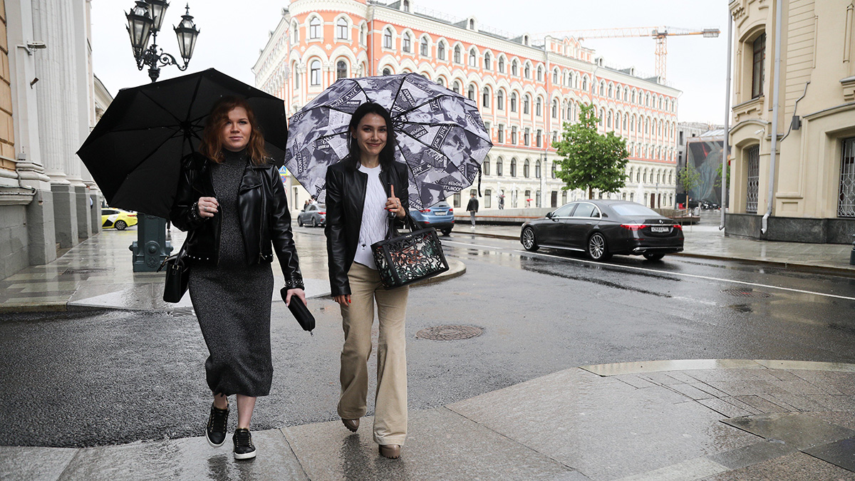 Синоптики предупредили москвичей о дождливой и прохладной погоде 3 июня