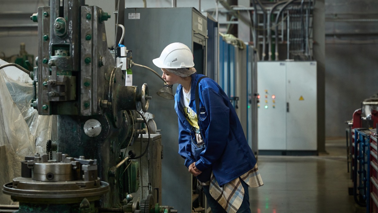 Овчинский: 1,3 тысячи человек побывали на заводах и фабриках столицы на прошлой неделе