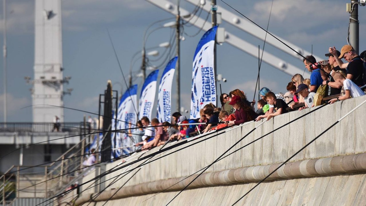 Более 500 москвичей приняли участие в любительском турнире по рыбалке на фестивале «Рыбная неделя»