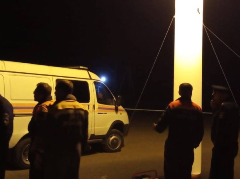 МЧС: Два пролета автомобильного моста обрушились в Северной Осетии