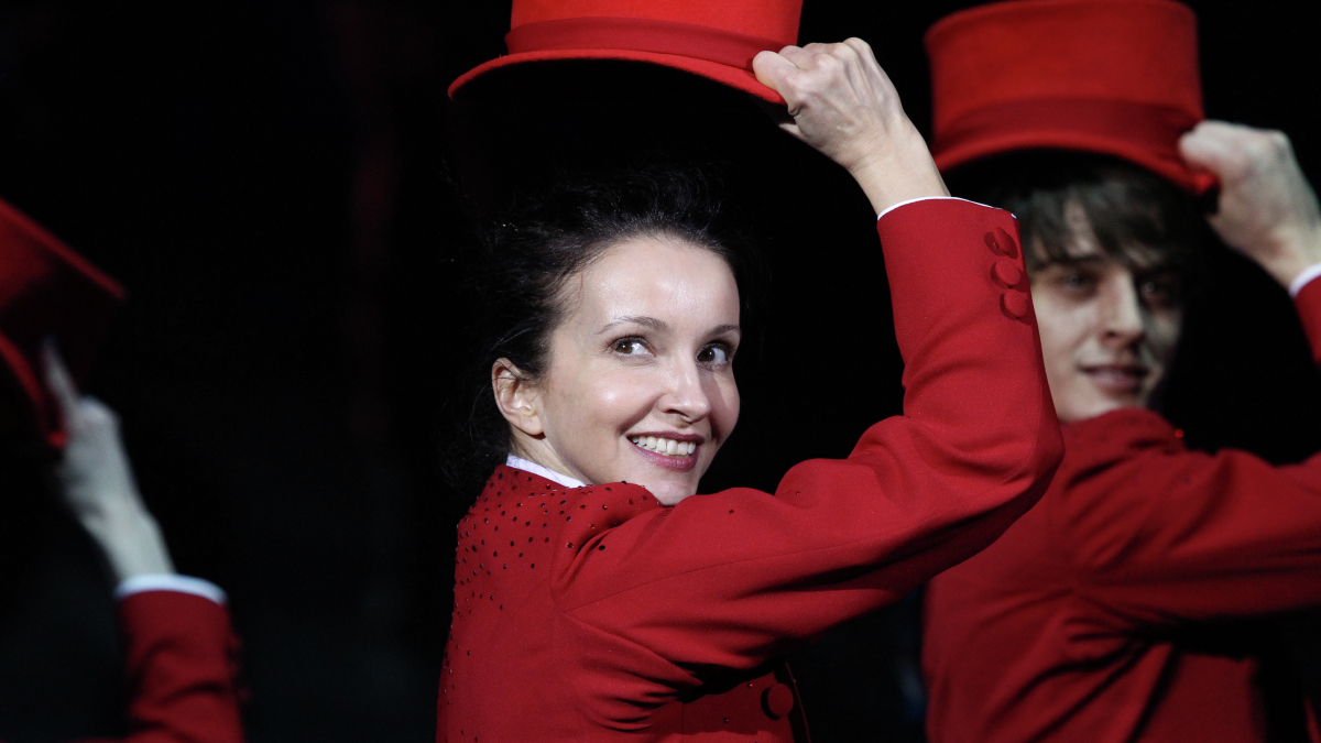 «Европейские театры продолжают ставить наш балет»: хореограф Алла Сигалова — о русской классике, воспитании и детях