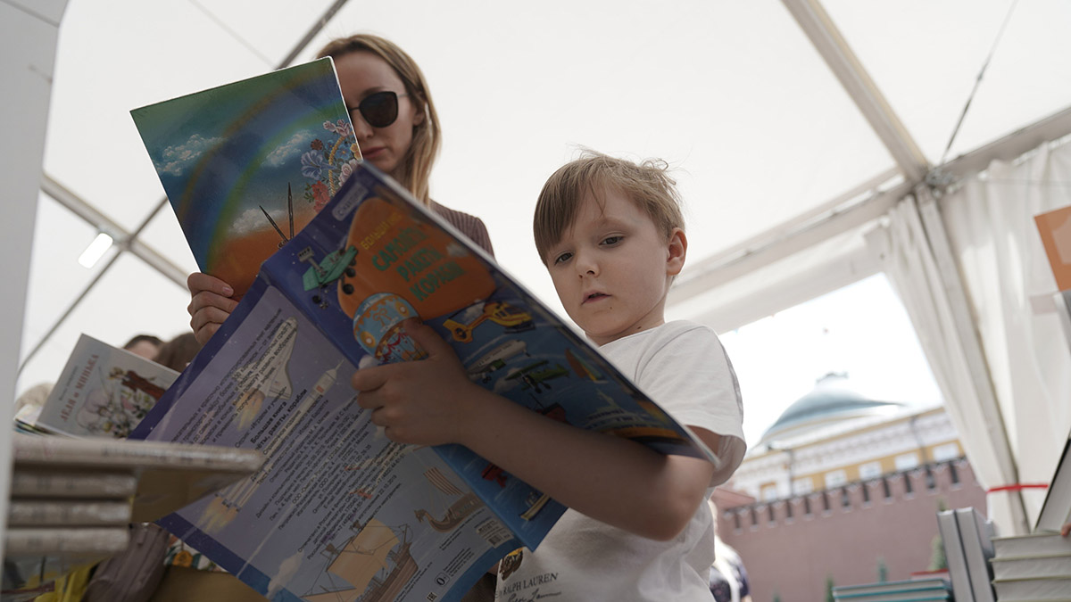 Как привить ребенку любовь к литературе в зависимости от особенностей его восприятия: советы психолога