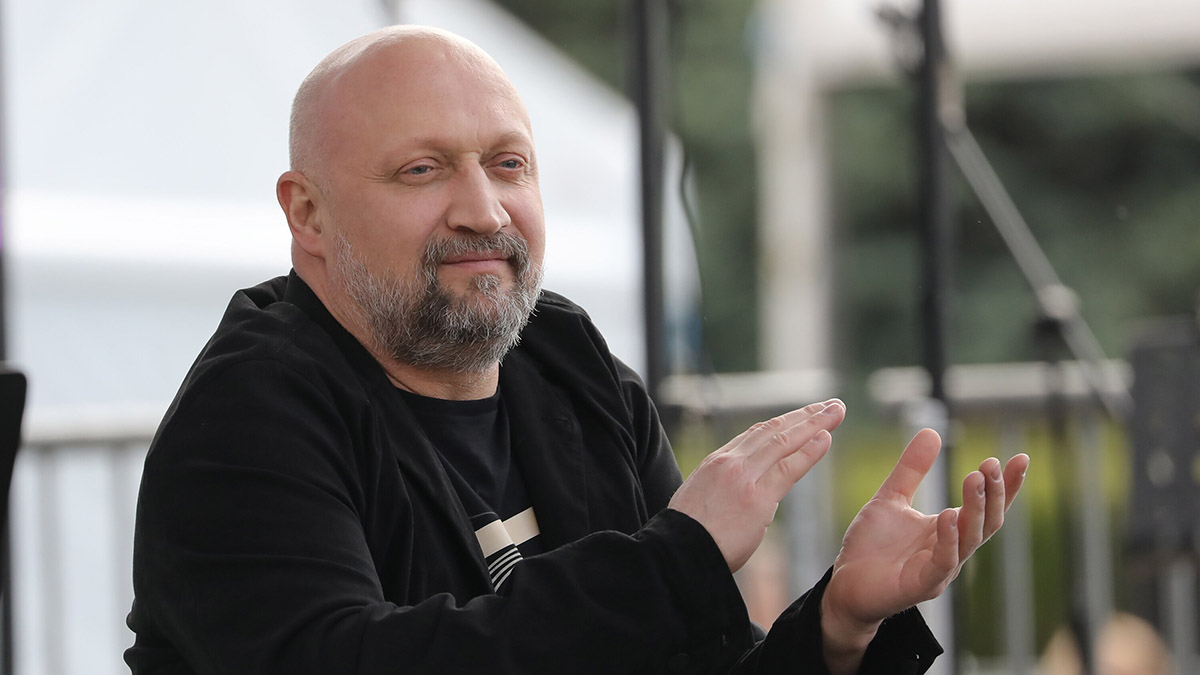 Baza: СК хочет допросить Гошу Куценко по делу о трупе, найденном в его машине