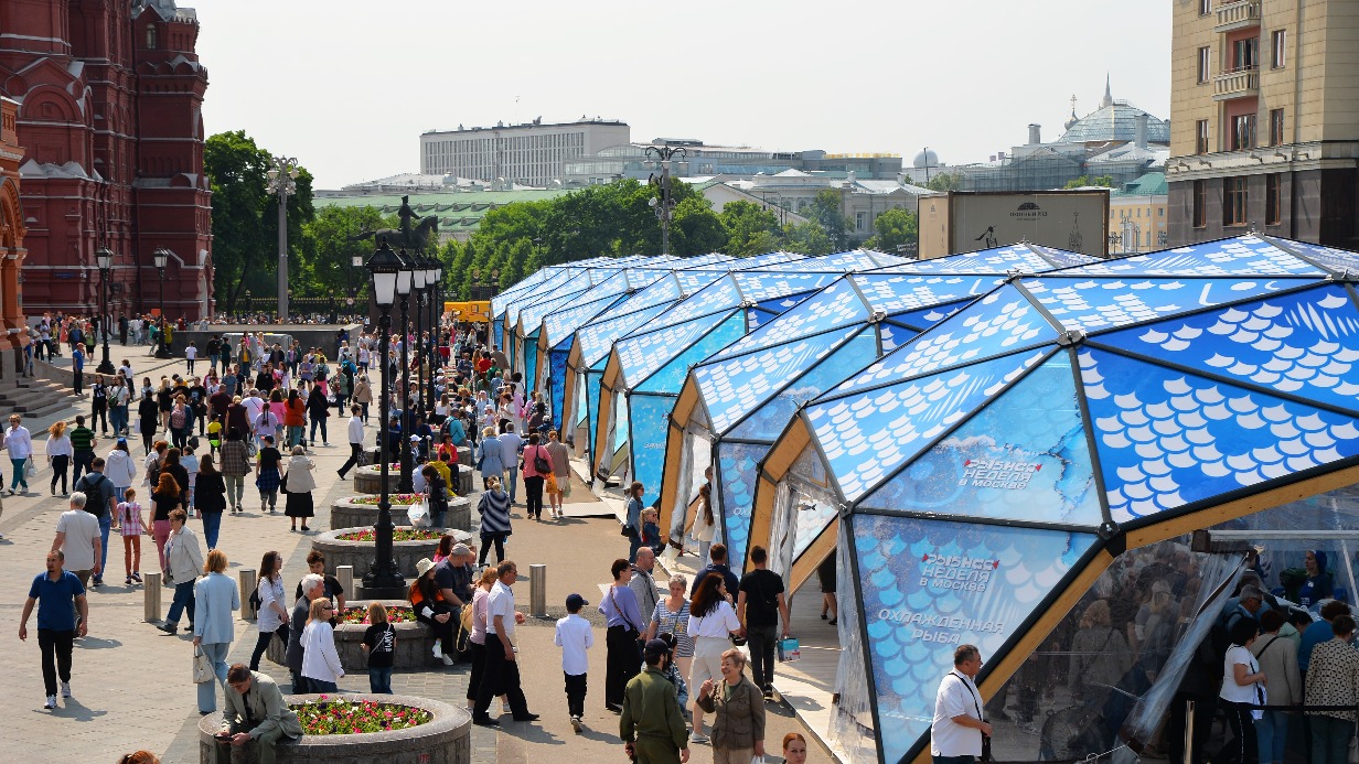 Сергунина: Число магазинов и ресторанов — партнеров «Рыбной недели в Москве» превысило 4,3 тысячи