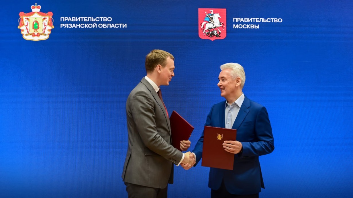 Собянин заключил соглашения с главами пяти регионов о развитии беспилотных авиационных систем