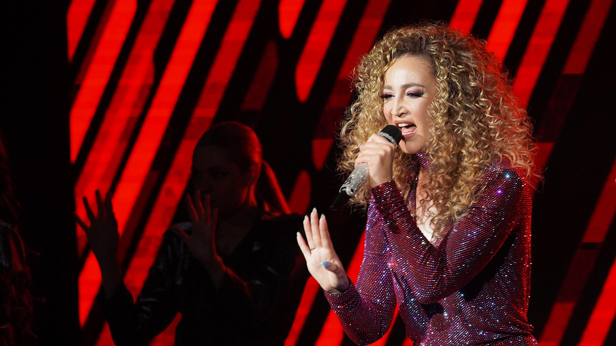 «Гонорар не попрошу»: Бузова пошутила о свадьбе с Киркоровым