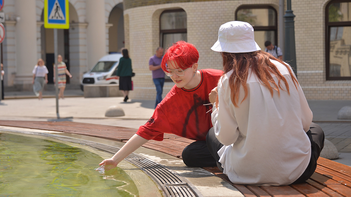 Врач Добрецов рассказал, как не получить солнечный удар в жару