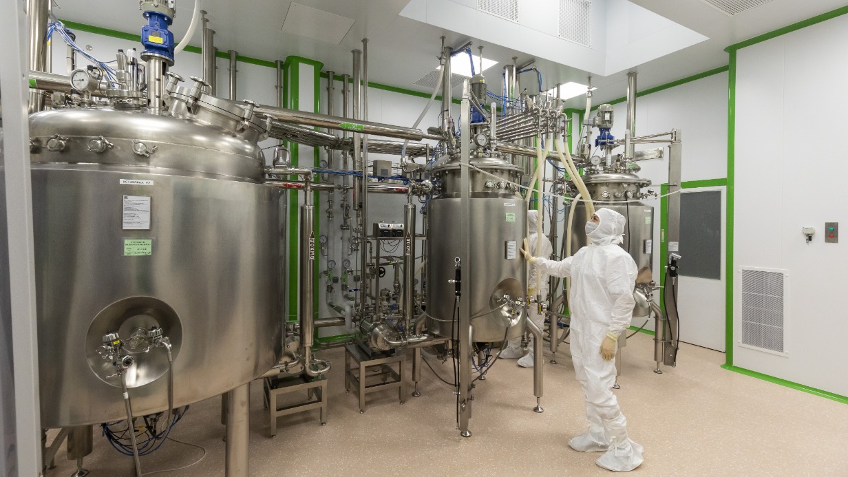 Овчинский: Столичный производитель получил сертификат гарантии качества и соответствия мировым требованиям