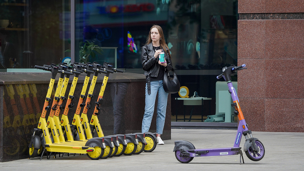 Минтранс пообещал новые меры регулирования движения электросамокатов