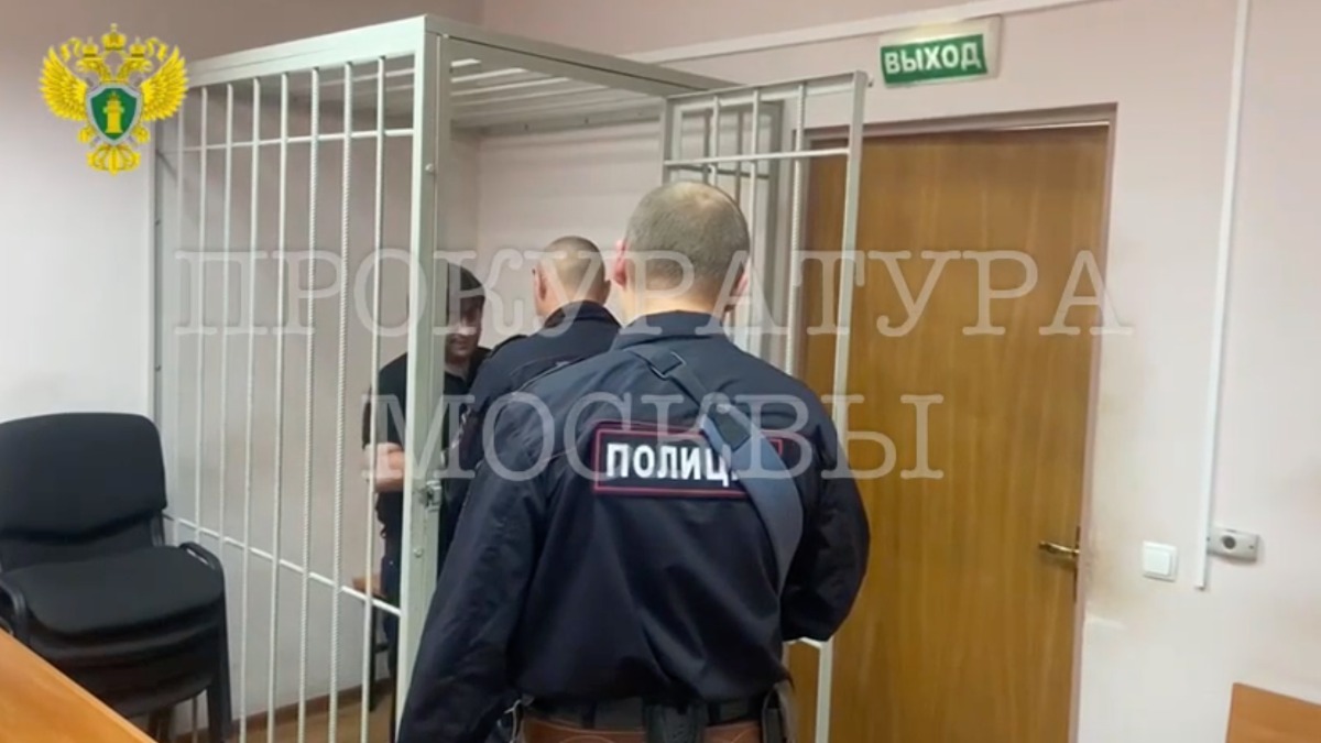 Гость столицы украл ключи у собутыльника и обокрал его квартиру на юго-западе Москвы