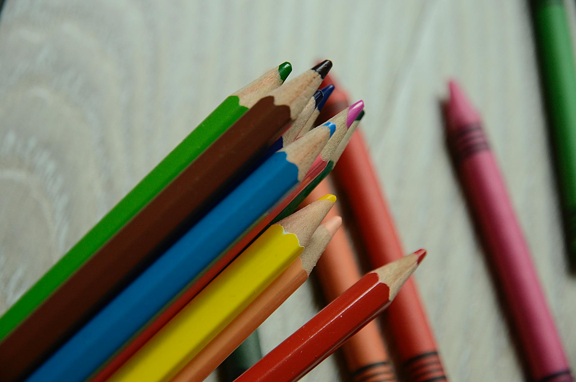 Открыт прием заявок на Всероссийский конкурс детских рисунков, посвященный 80-летию Победы