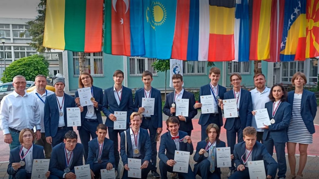 Собянин поздравил мо­сковских школьников с успешным выступлен­ием на Европейской географической олимпи­аде