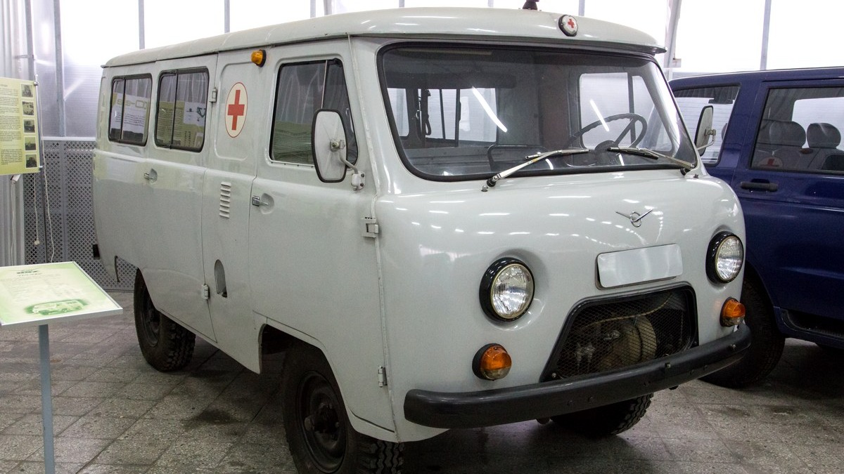 В Крыму провели ходовые испытания «электробуханки»