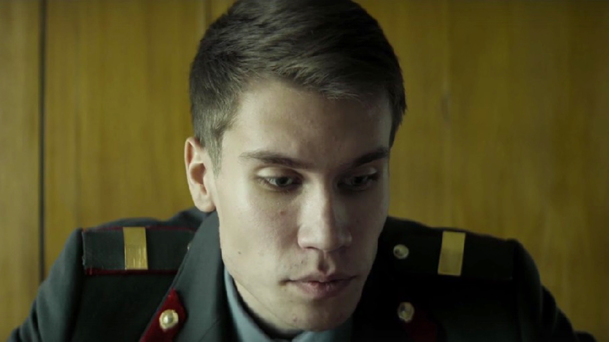 В квартире актера из сериала «Чикатило» нашли плантацию запрещенных растений