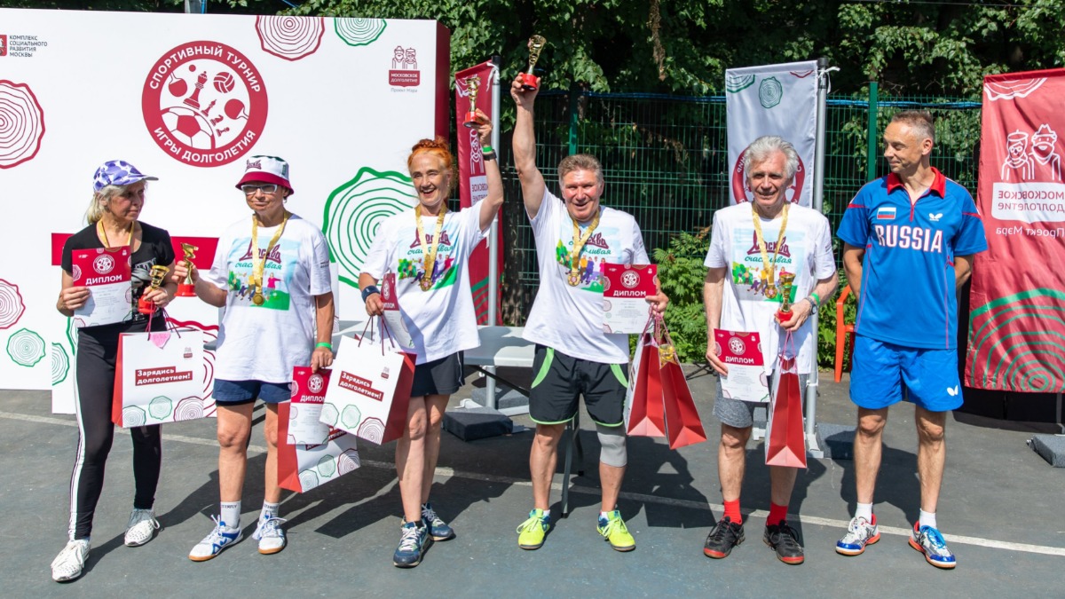 В турнире «Игры долголетия» определили самых сильных игроков «серебряного» возраста по настольному теннису