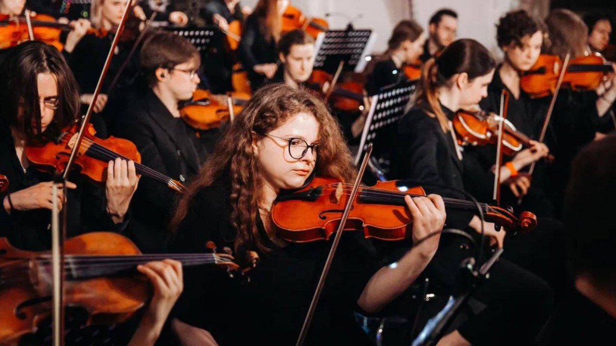 Концерт на станции метро «Арбатская» провели в преддверии Дня московского транспорта