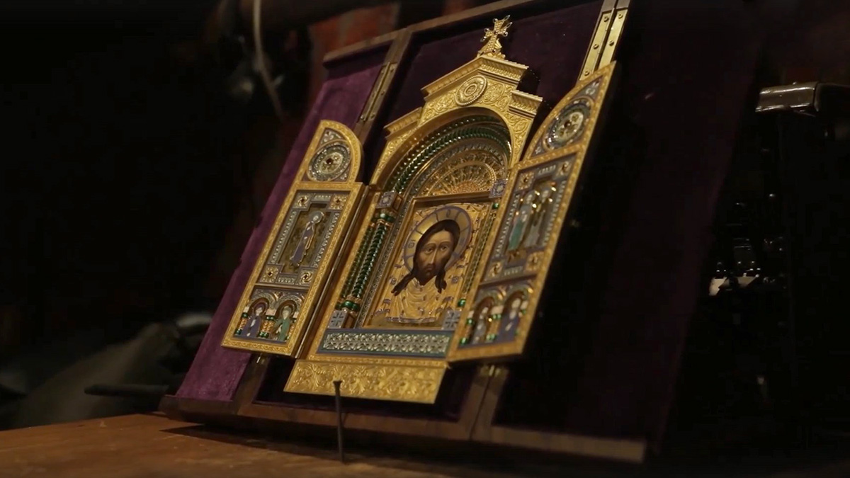 Украденные в Курской области иконы выставили на продажу на Украине