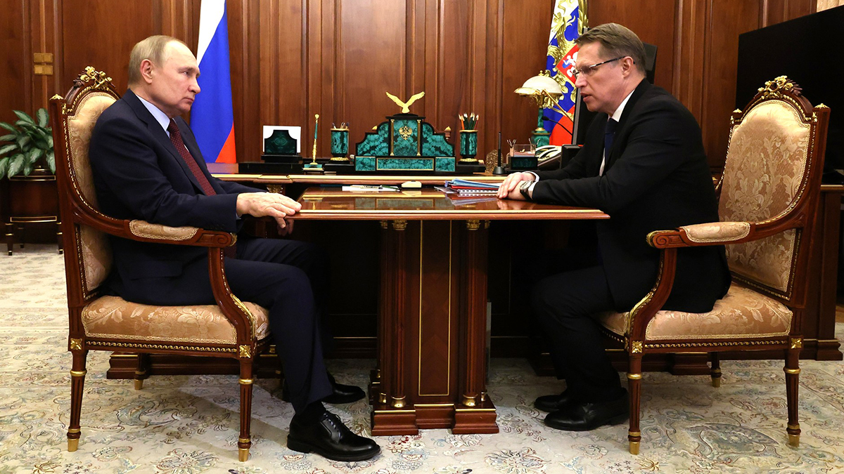 Песков анонсировал «серьезный разговор» Путина с Мурашко