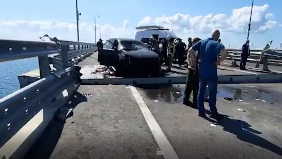 Как надводным беспилотникам ВСУ удалось атаковать Крымский мост