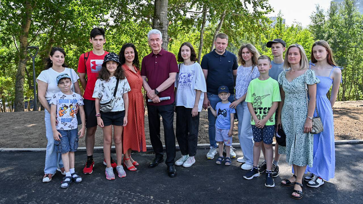 Собянин: Благоустройство пойм рек Шмелевки и Кузнецовки завершится в августе 