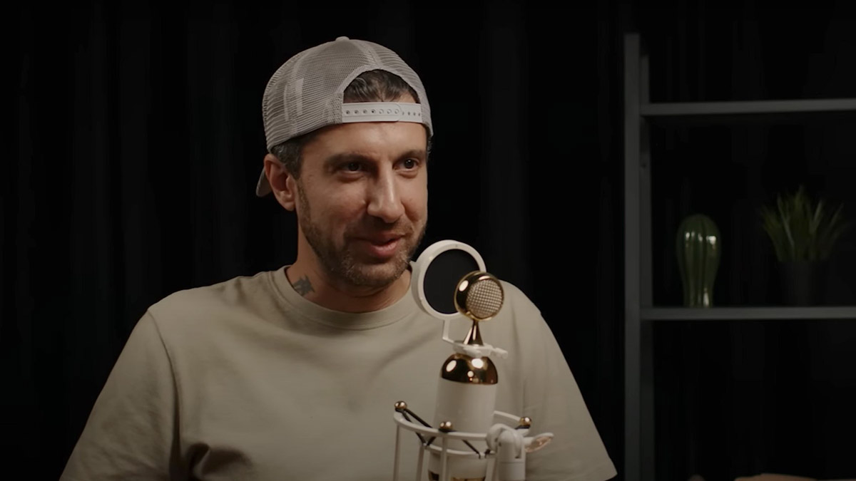 «Будь проклят тот день»: живший в США блогер Амиран Сардаров пожалел о переезде