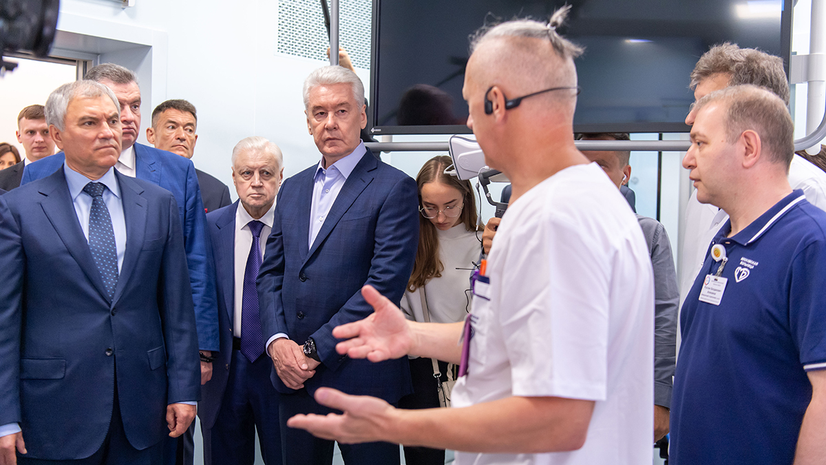Собянин обсудил развитие онкологической помощи в Москве с депутатами Госдумы 