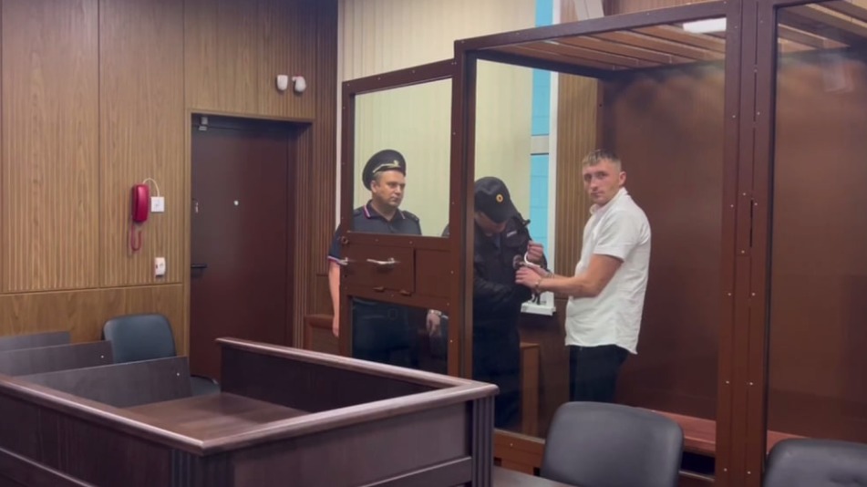 Суд арестовал наркоторговца, спрятавшего кокаин в воздушный шарик