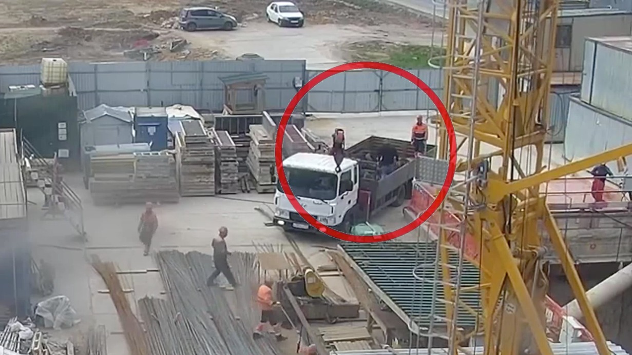 Начальник участка украл три тонны проволоки со стройки у аэропорта Внуково