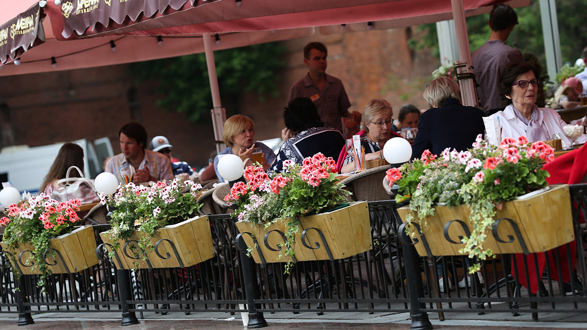 Бизнес Москвы предложил расширить конкурс сезонного оформления витрин и фасадов