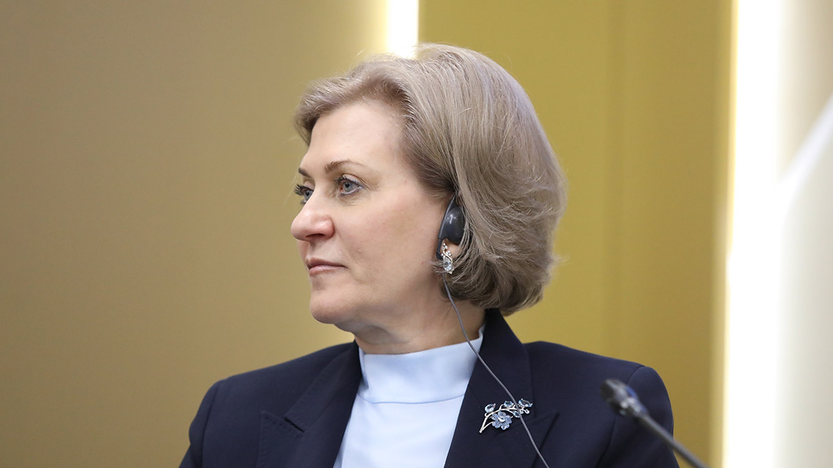  Попова заявила о необходимости вакцинации россиян против новых вариантов гриппа
