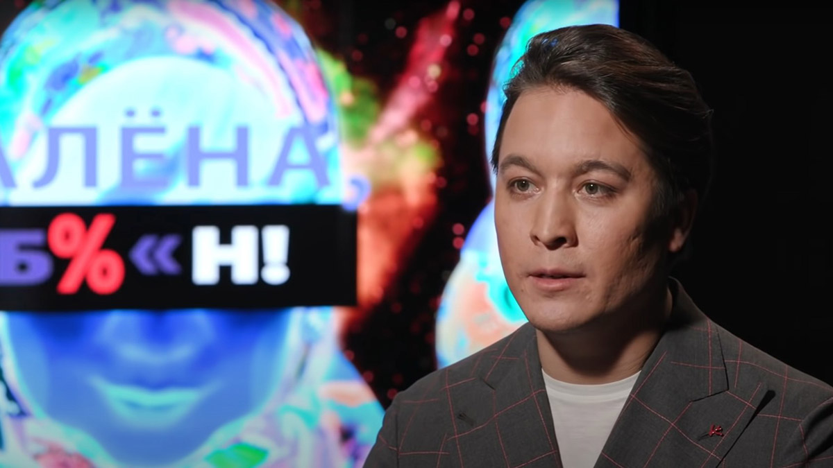 Сотрудники Росздравнадзора окружили опечатанную клинику Хайдарова