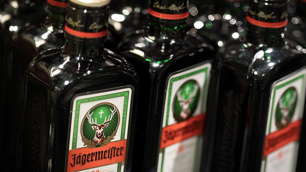 Минпромторг не стал исключать Jagermeister из перечня параллельного импорта