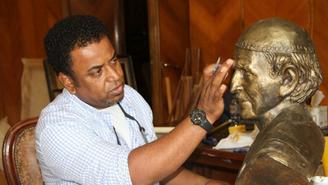 Третьяковка стала местом силы: покоренный Врубелем и Репиным иракский художник приехал в Москву и остался здесь жить