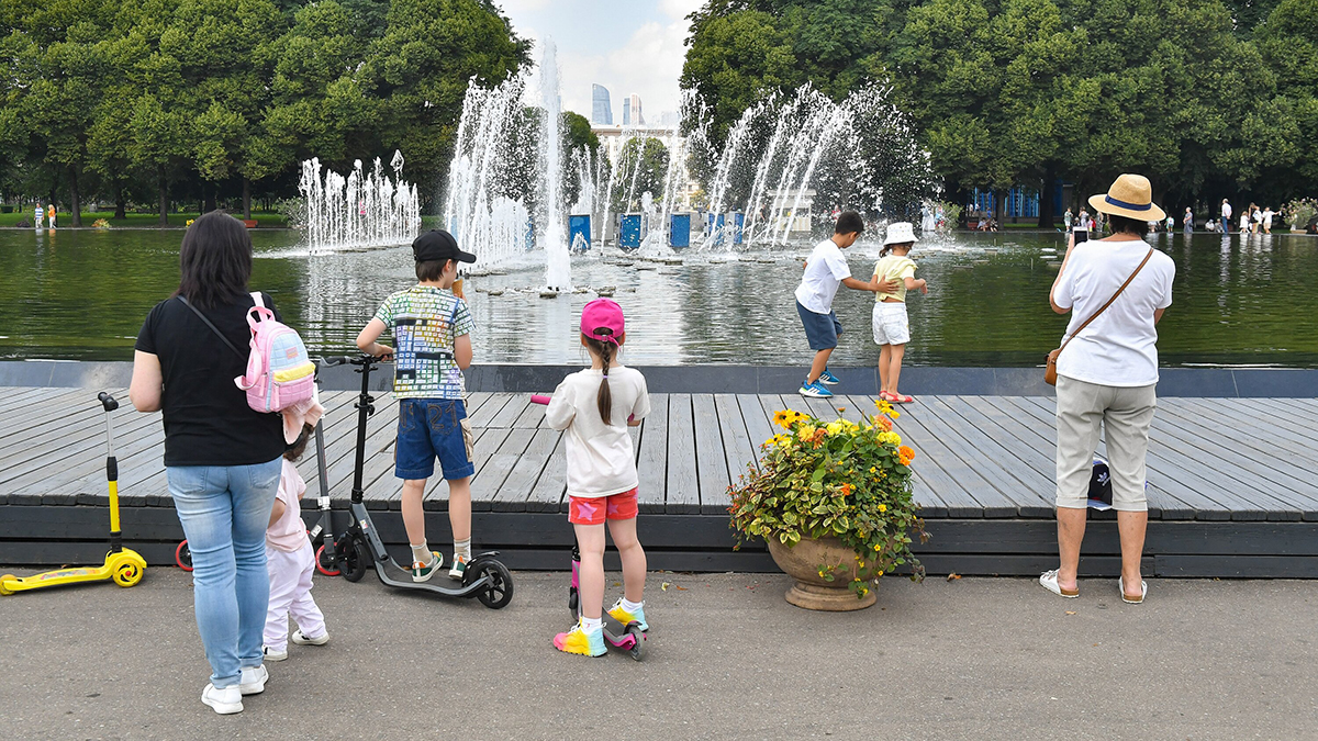 Синоптик Леус сообщил, что суббота стала самым теплым днем в Москве с начала лета
