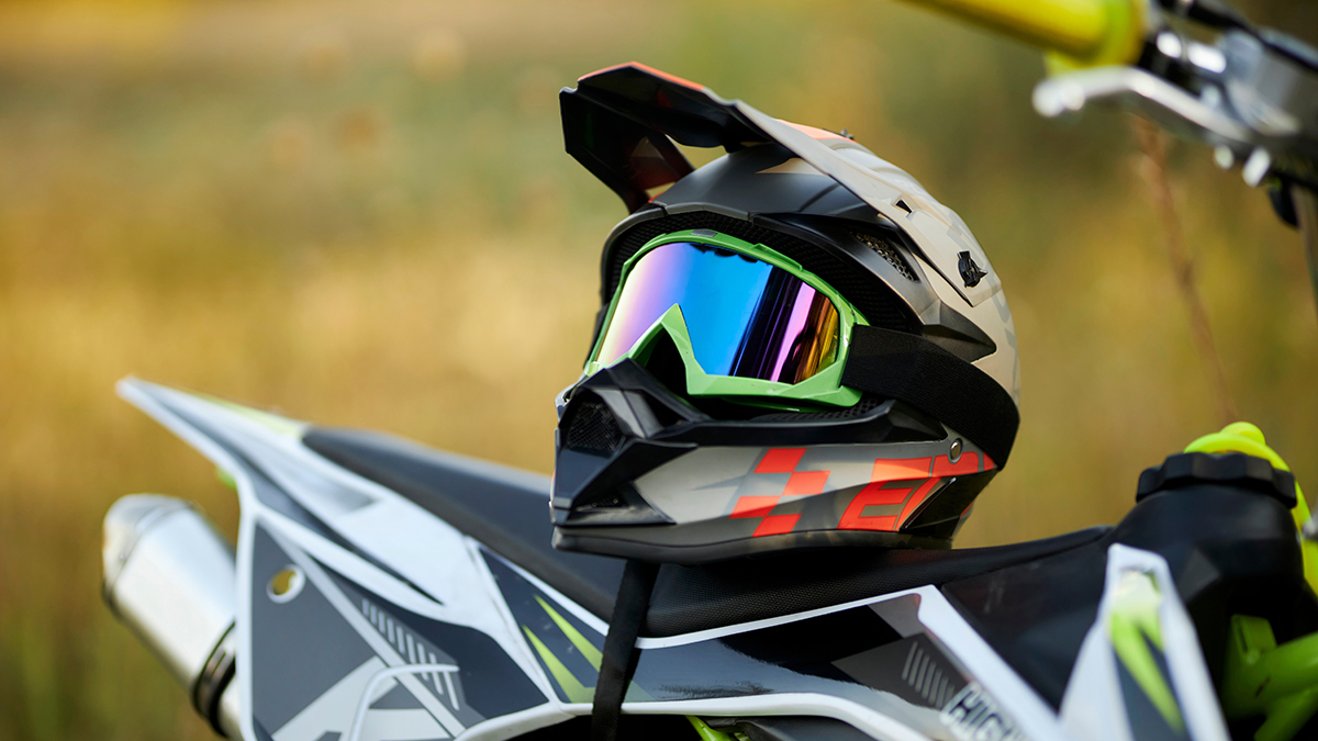 Иностранец украл два мотоцикла из гаража в Подмосковье 