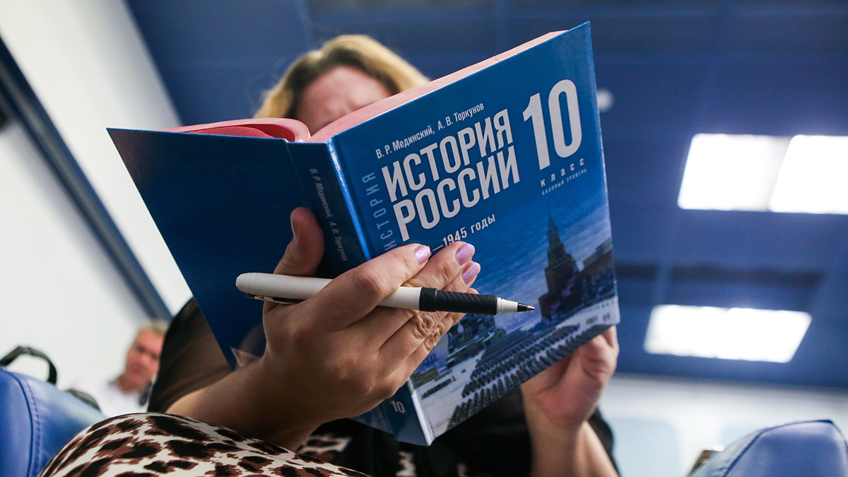 Профессор Кибальников оценил введение третьего обязательного экзамена в школах