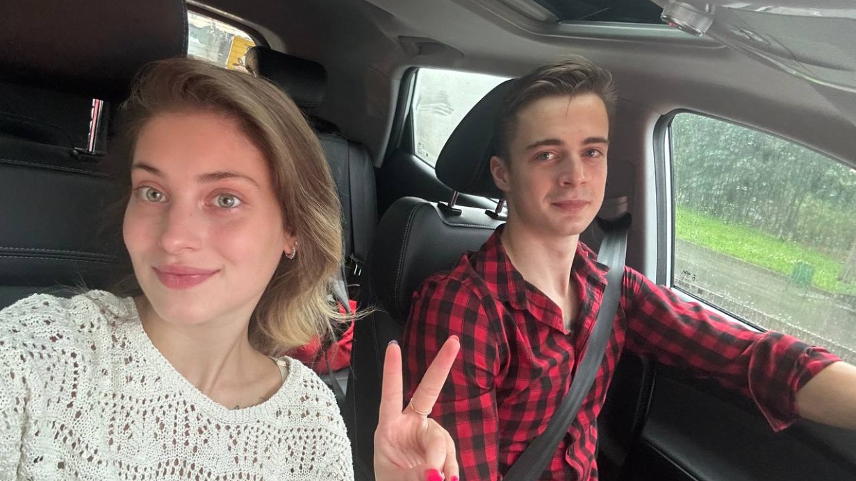 Российские фигуристы Косторная и Куница сыграли свадьбу