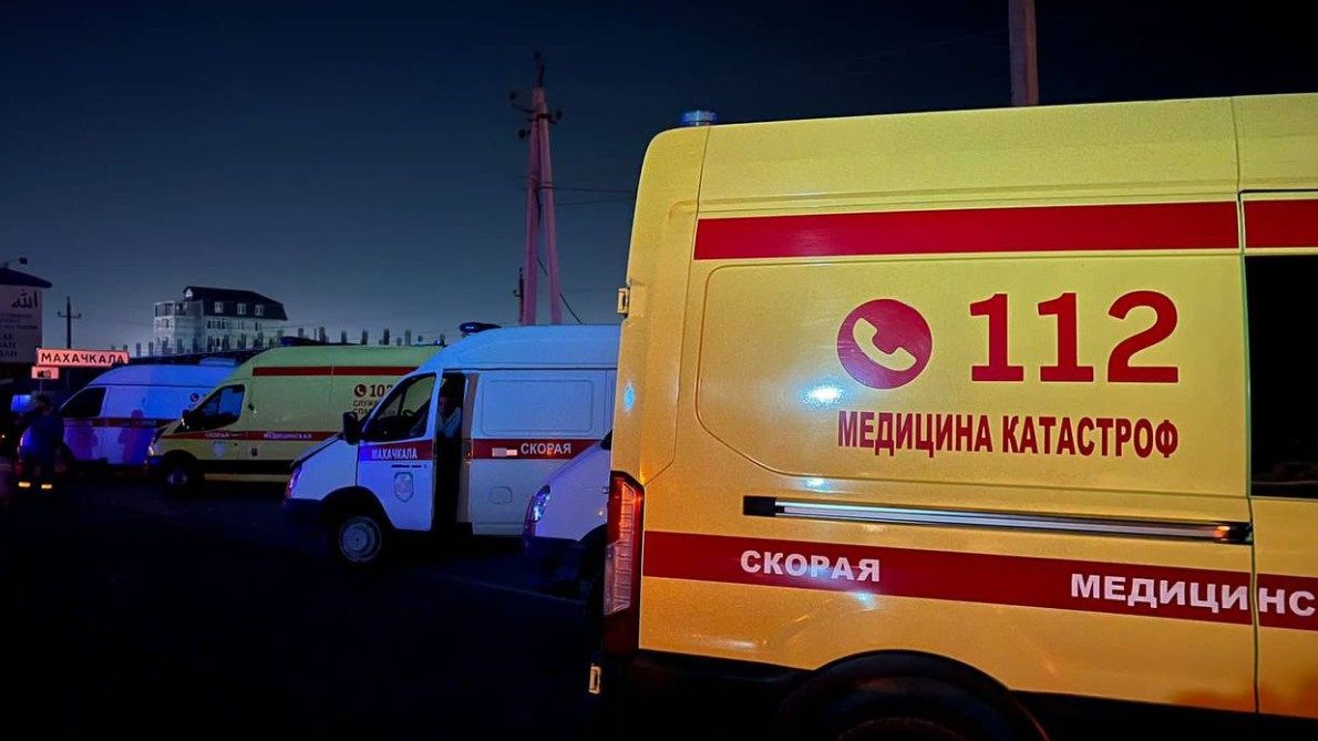 Минздрав: При взрыве в Махачкале погибли 12 человек, двое из которых дети