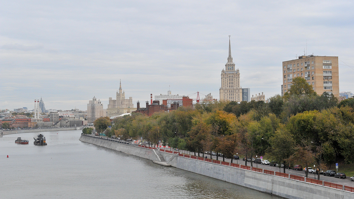 Крутицкую набережную обустроят для прогулок