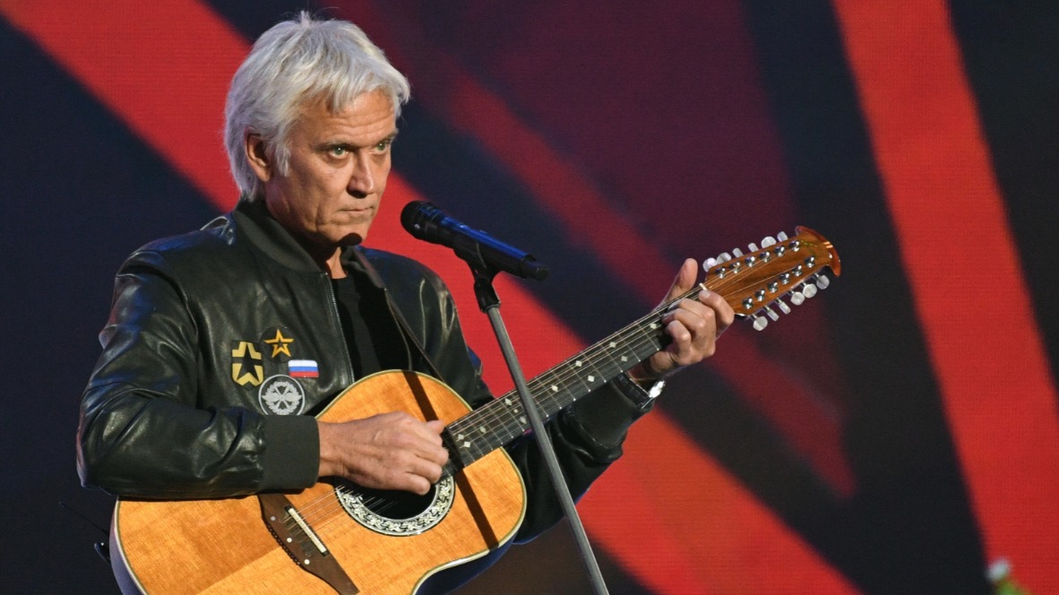 Певец Александр Маршал выступает в Государственном Кремлевском дворце