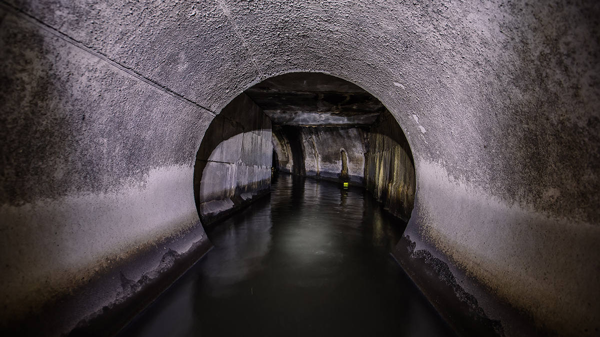 Тело взрослого мужчины обнаружили в коллекторе у Павелецкого вокзала в Москве