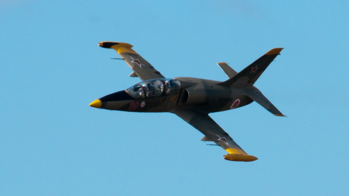 Три пилота погибли при столкновении учебно-боевых самолетов Л-39 под Житомиром